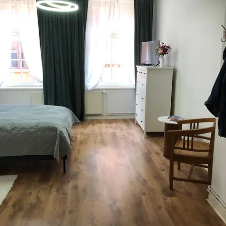 Apartment Schoene In Der Historischen Altstadt